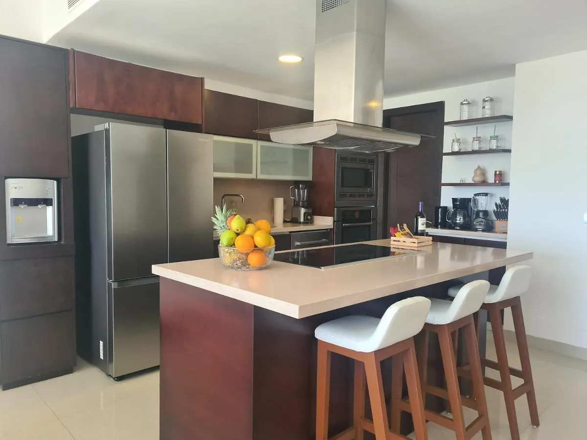 Luxury Ocean View Penthouse And Private Beach Club Playa del Carmen